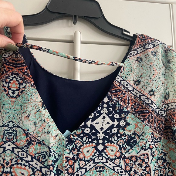 Speechless top size Medium - Picture 2 of 4